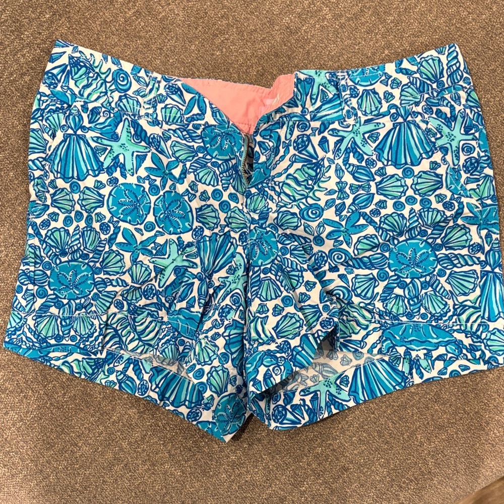 Lilly Pulitzer Blue and White Patterned High Waist Shorts